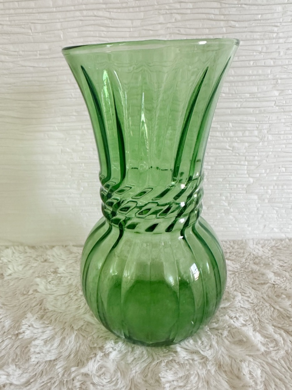 Vintage Anchor Hocking Green Glass Ribbon Vase